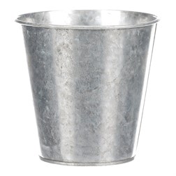 Obal kovový na květiny ve stříbrné barvě s dekorem srdce.