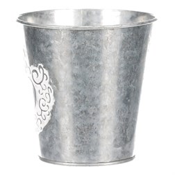 Obal kovový na květiny ve stříbrné barvě s dekorem srdce.