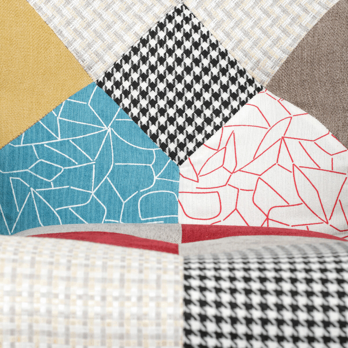 Kreslo ušiak s podnožou ELDORIA PATCHWORK