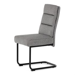 Židle jídelní, taštičkové pružiny v sedáku, madlo na opěráku, světle šedá látka, černý kov