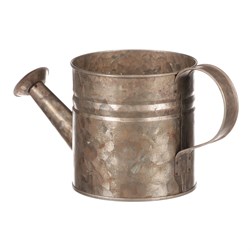 Obal kovový, měděná barva -tvar konve.