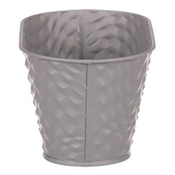 Truhlík kovový, šedivá barva.