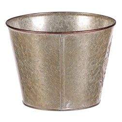 Kovový obal na květiny, design s motýly.