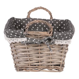 Košík,  proutěná dekorace s látkou.