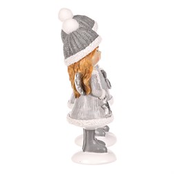 Dívka - polyresin, šedý obleček a čepka, mix 2 druhů, cena za 1 ks